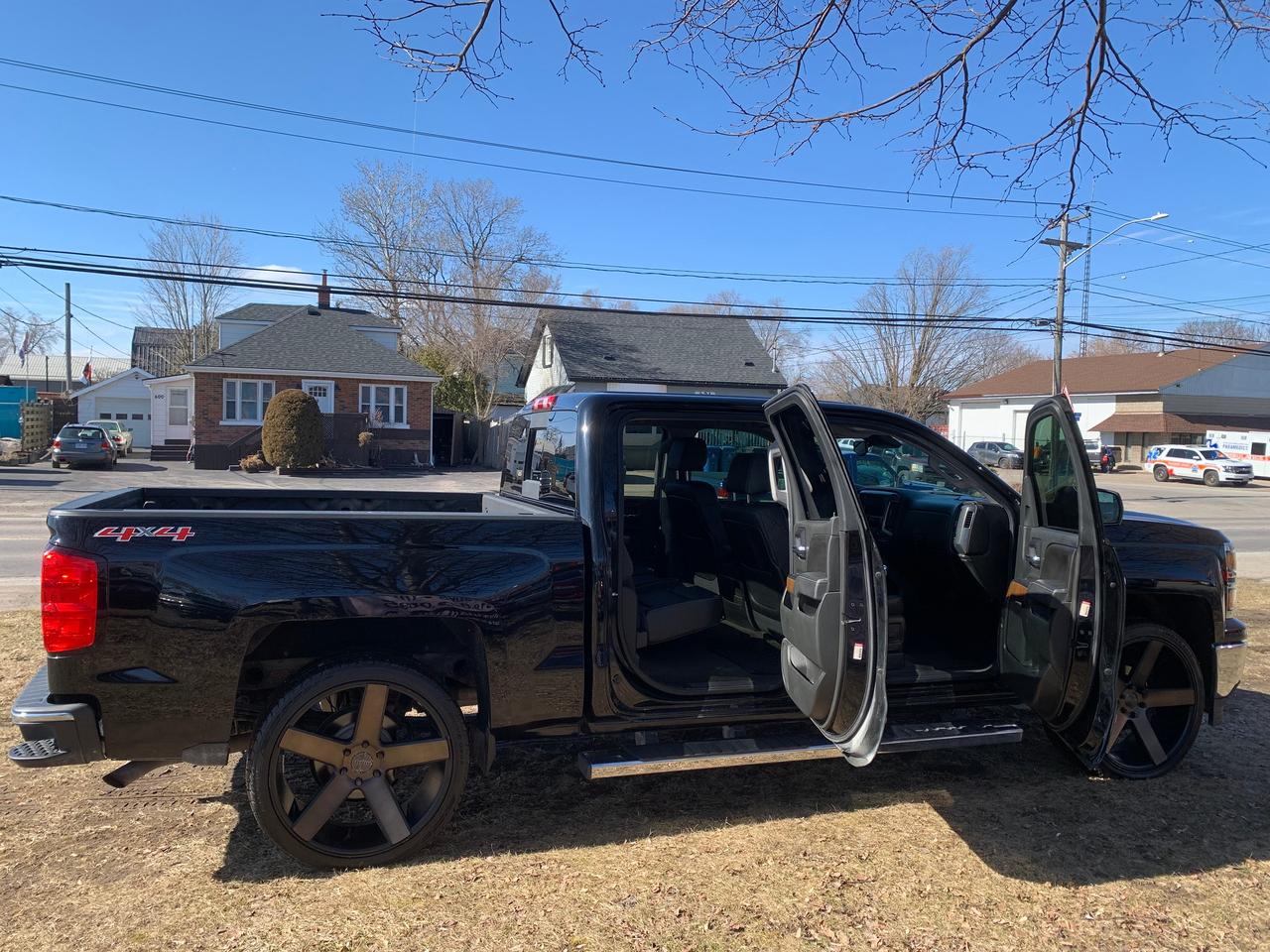 2015 Chevrolet Silverado 1500 LTZ Photo