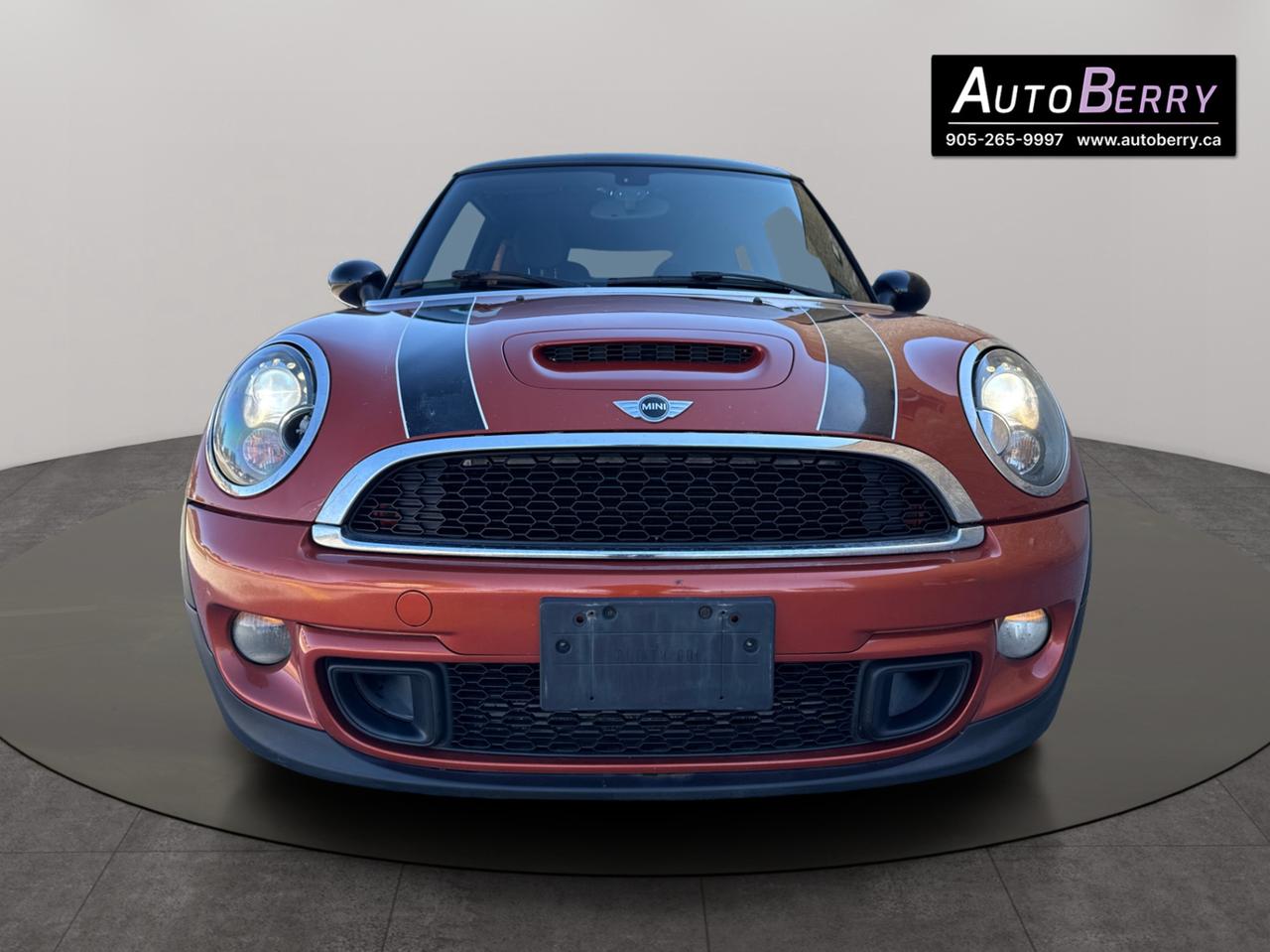 2013 MINI Cooper 2DR CPE S Photo2