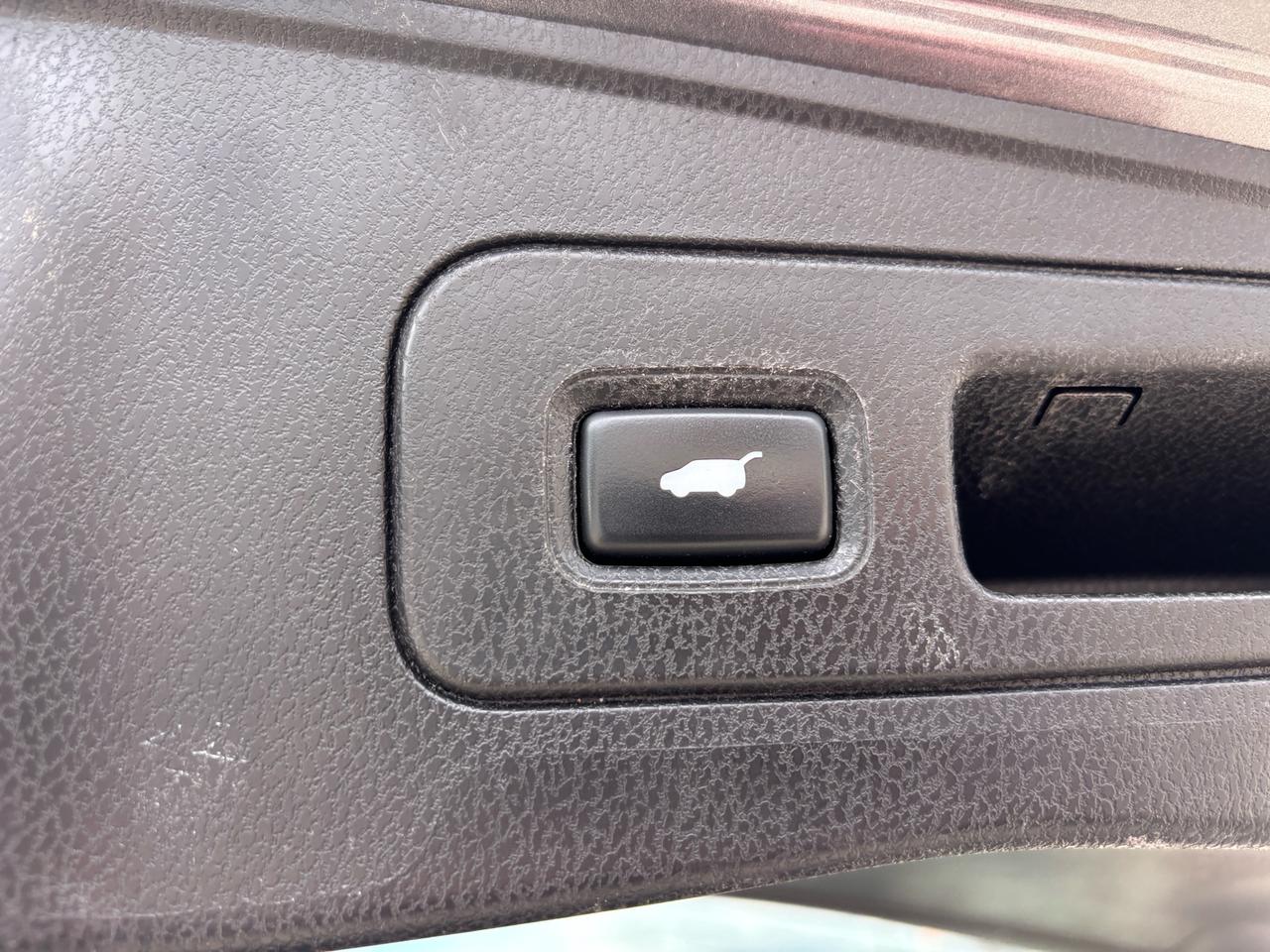 2011 Acura MDX AWD 4dr Tech Pkg Navi Photo