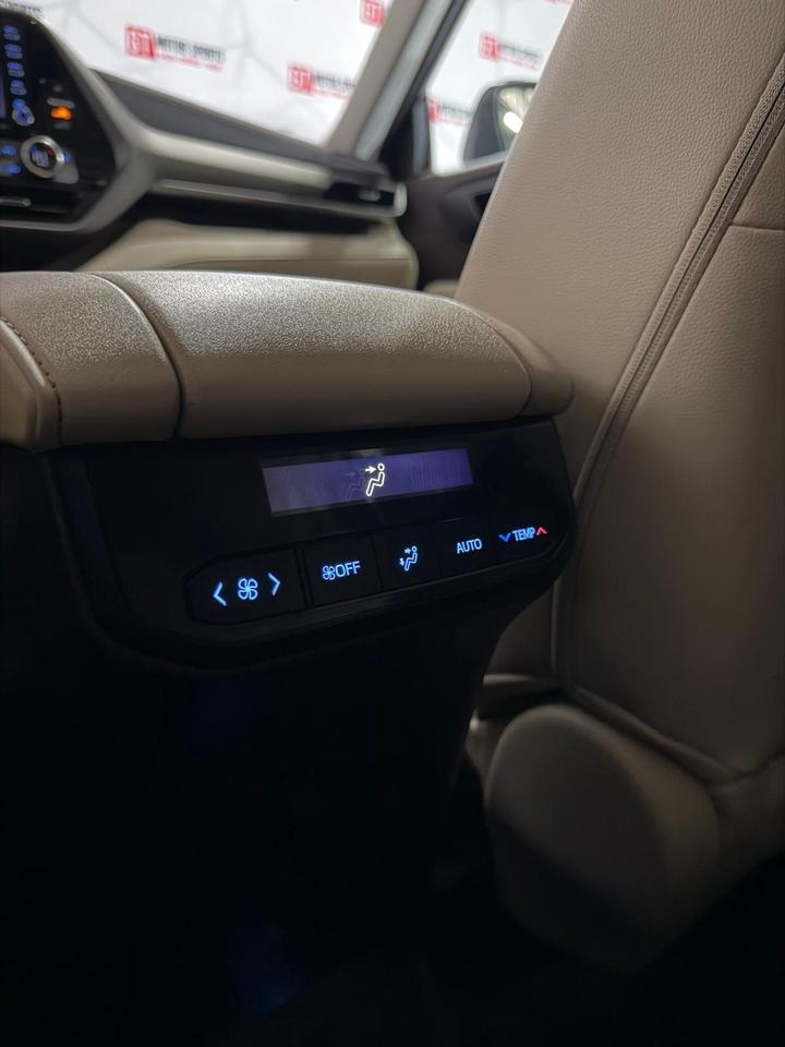 13827231