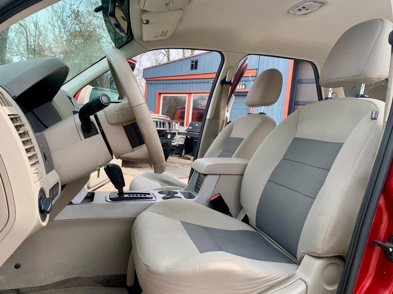 2008 Ford Escape XLT Photo