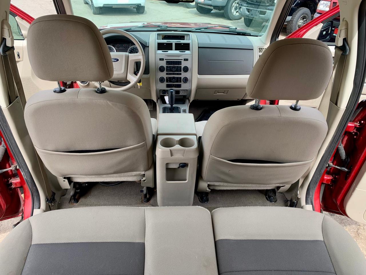 2008 Ford Escape XLT Photo