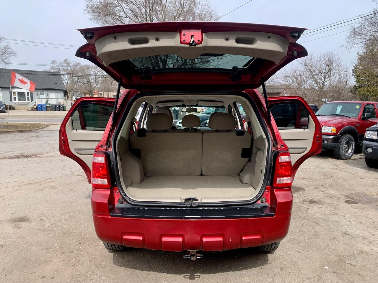 2008 Ford Escape XLT Photo