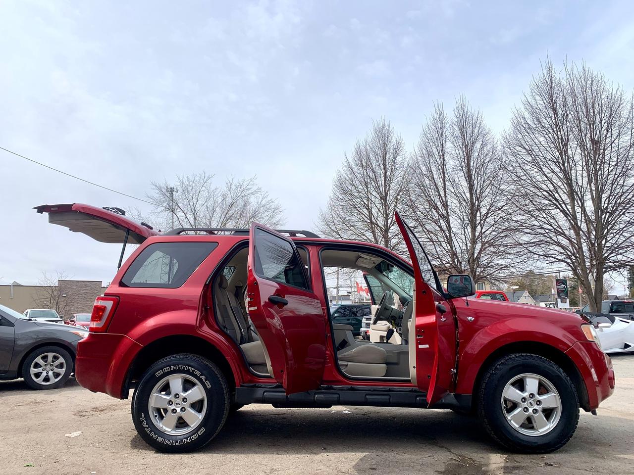 2008 Ford Escape XLT Photo