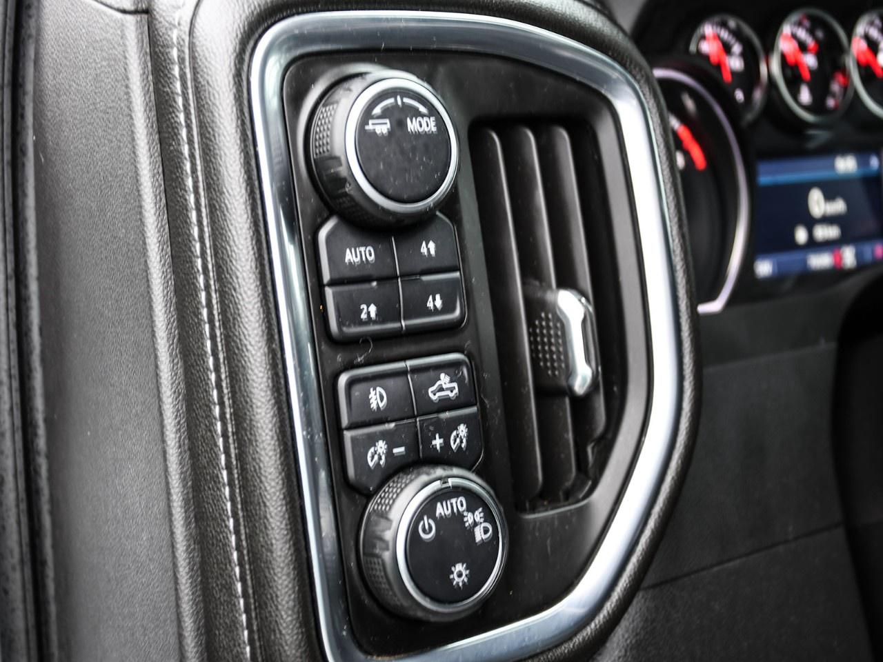 2022 Chevrolet Silverado 1500 LTD Crew Cab Short Box 4-Wheel Drive LT Trail Boss Photo