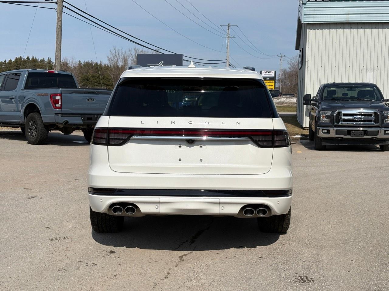 2022 Lincoln Aviator Reserve AWD Photo