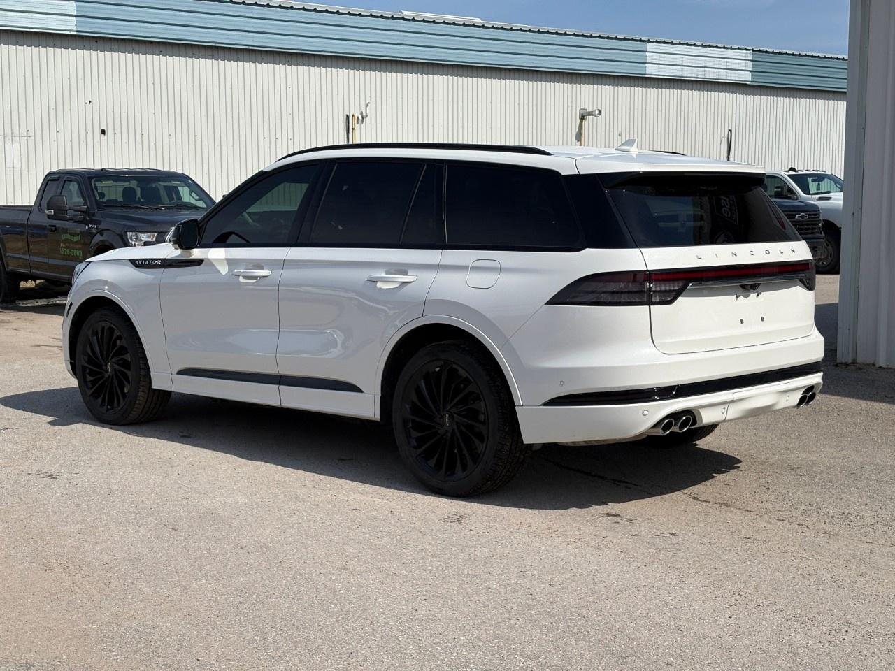 2022 Lincoln Aviator Reserve AWD Photo