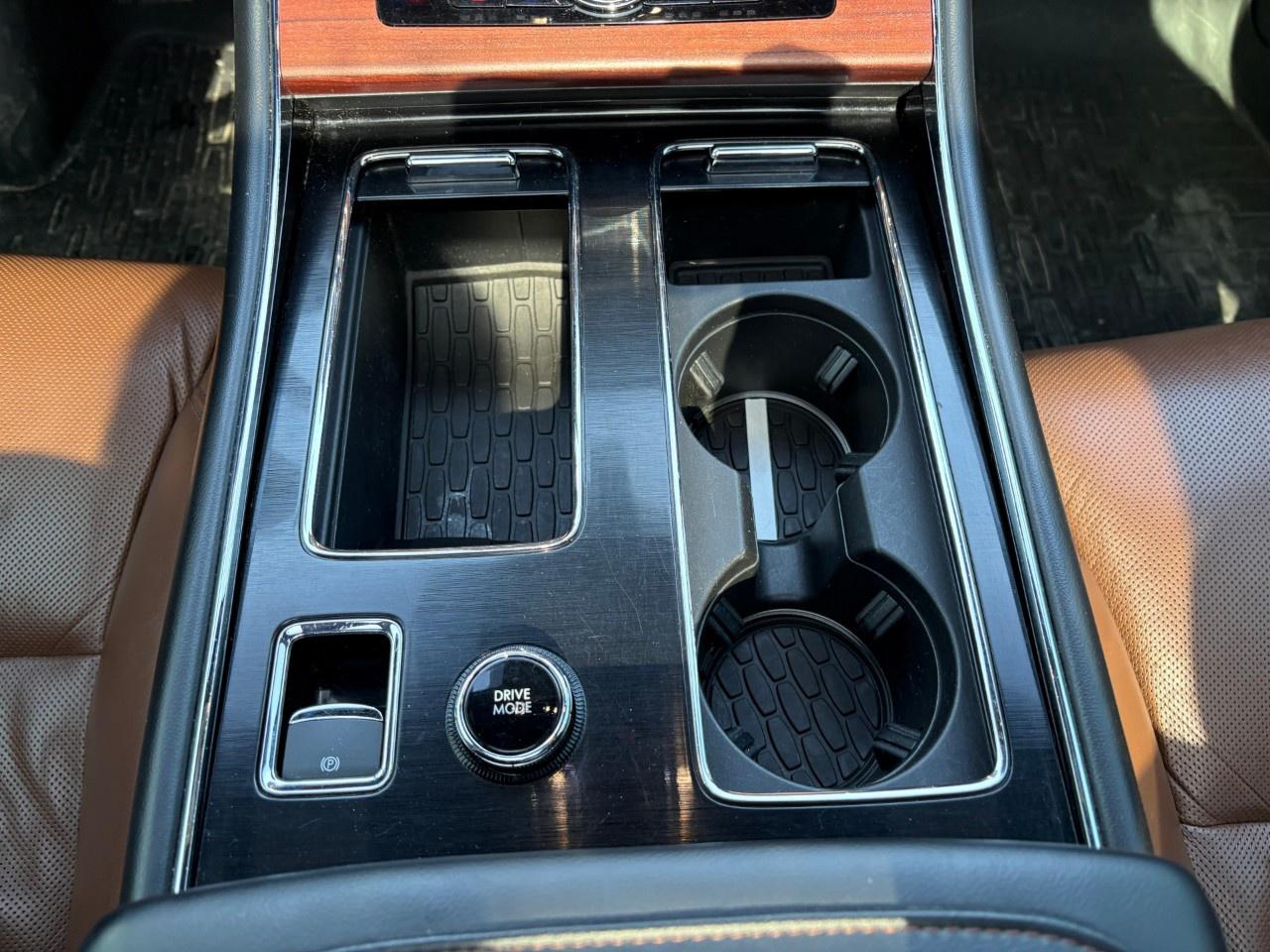 2022 Lincoln Aviator Reserve AWD Photo