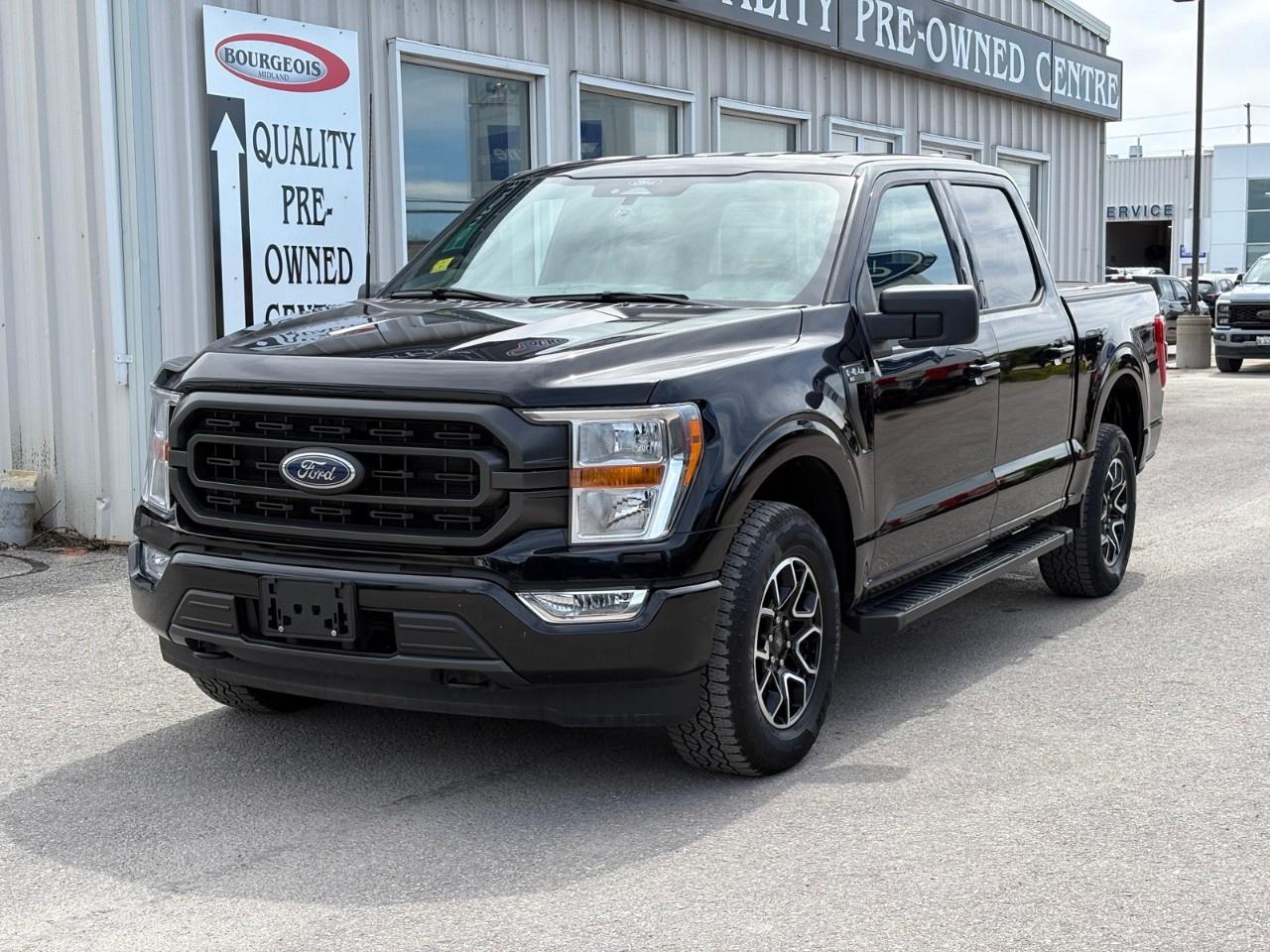 2022 Ford F-150 XLT 4WD SuperCrew 5.5' Box Photo