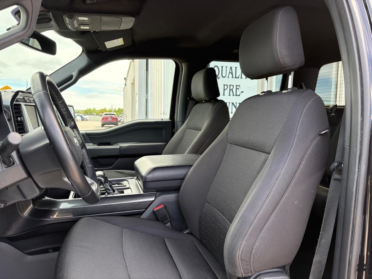 2022 Ford F-150 XLT 4WD SuperCrew 5.5' Box Photo