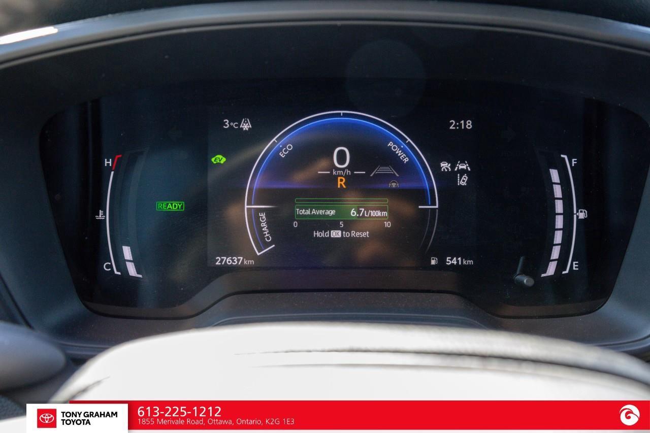 2025 Toyota Corolla Hybrid SE Photo