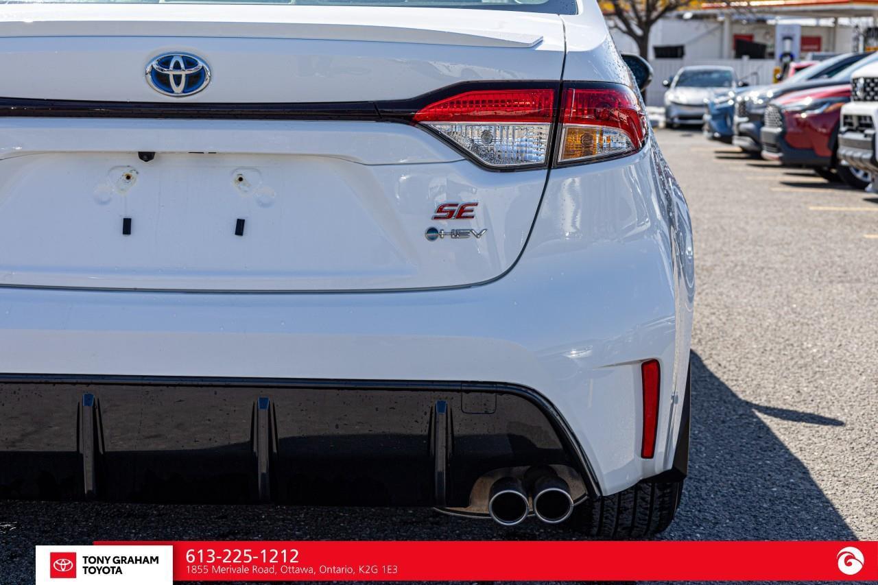2025 Toyota Corolla Hybrid SE Photo