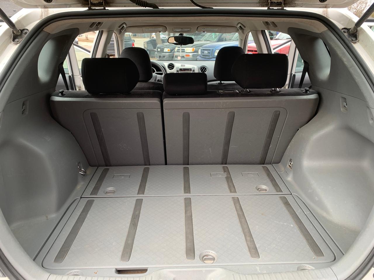 2009 Pontiac Vibe MATRIX 1 OWNER LOW KMS Photo