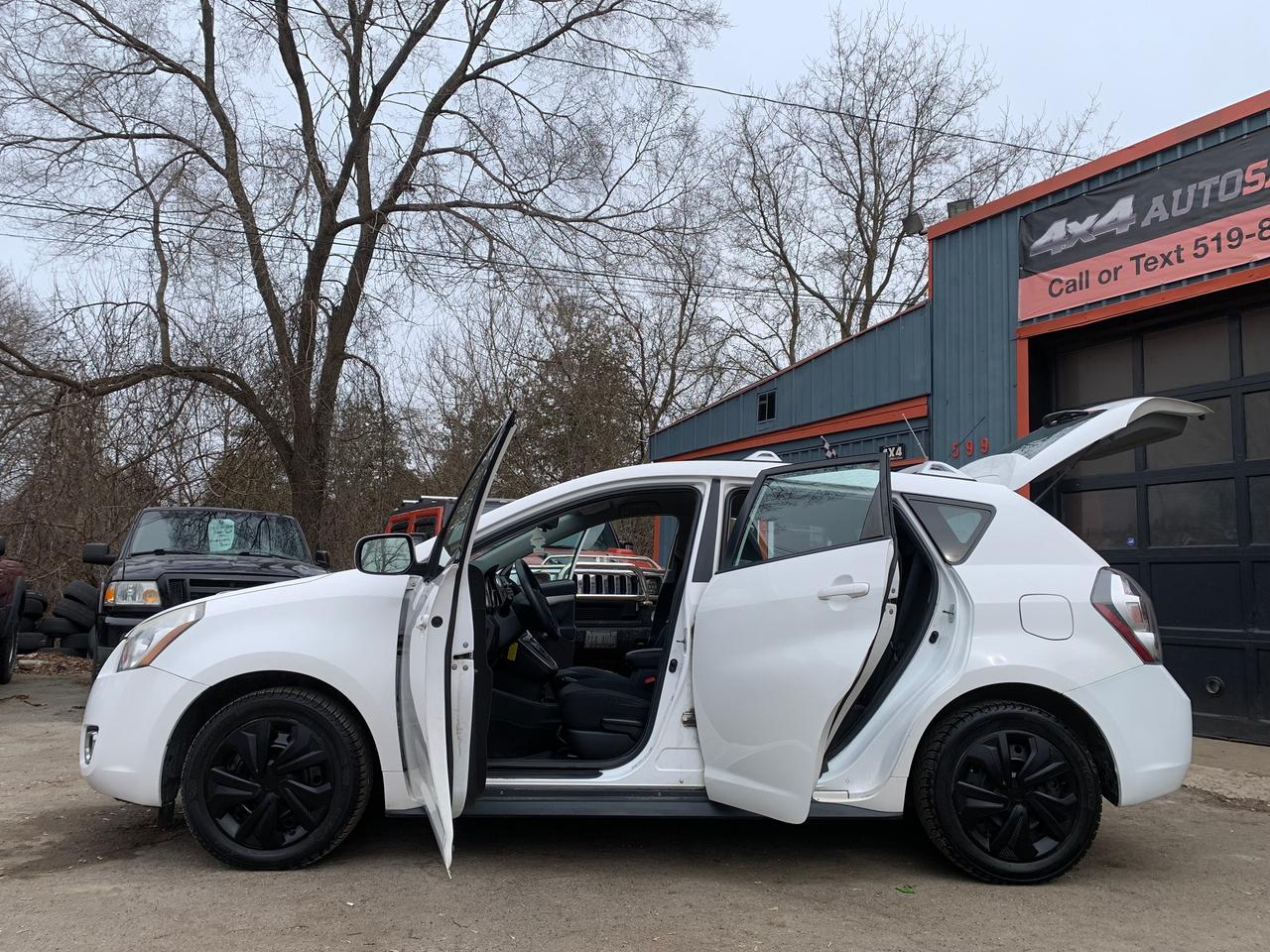 2009 Pontiac Vibe MATRIX 1 OWNER LOW KMS Photo3