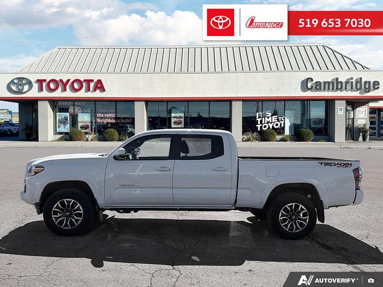 2023 Toyota Tacoma TRD Sport Photo2