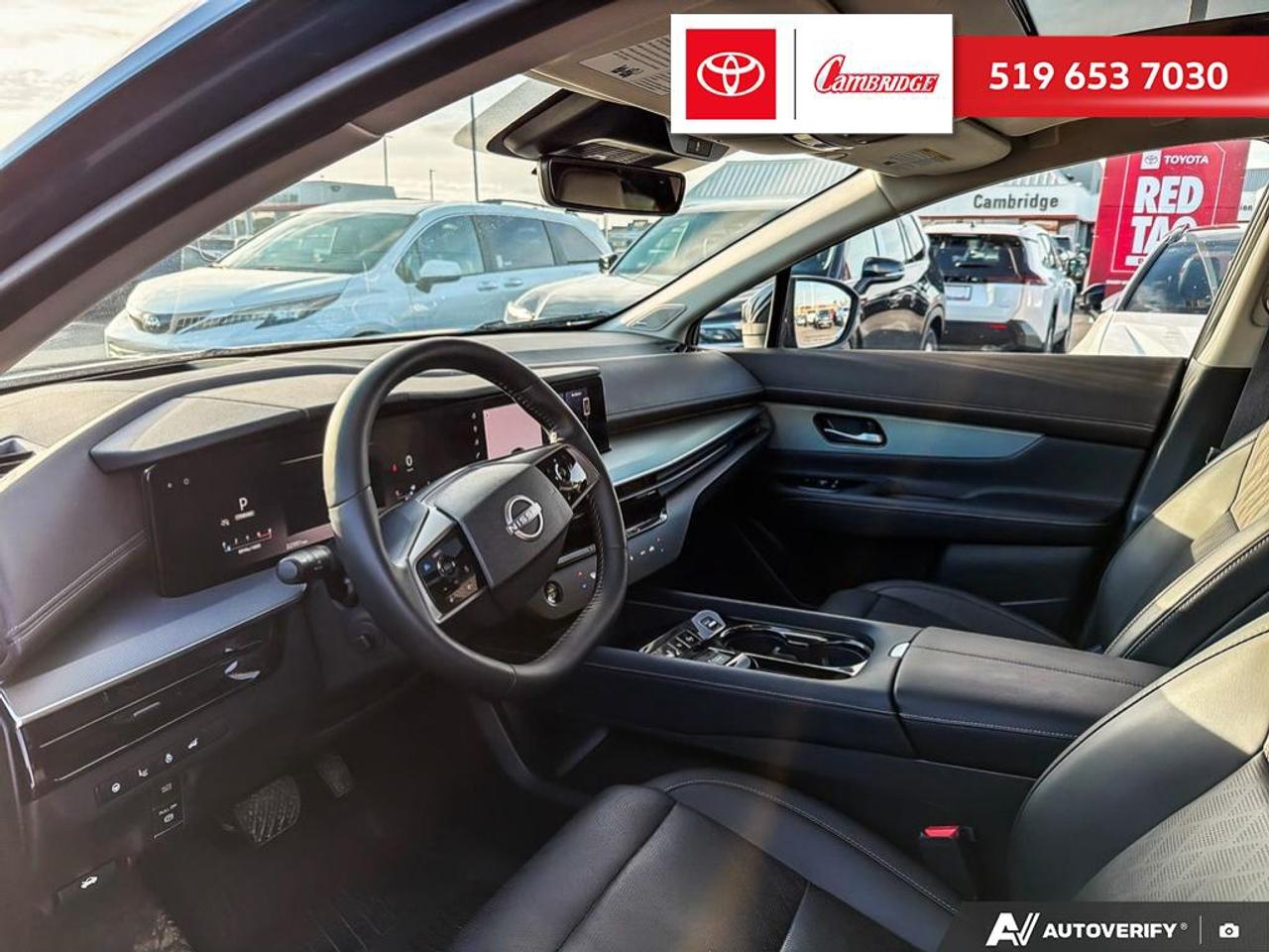 2025 Nissan Murano Platinum Photo