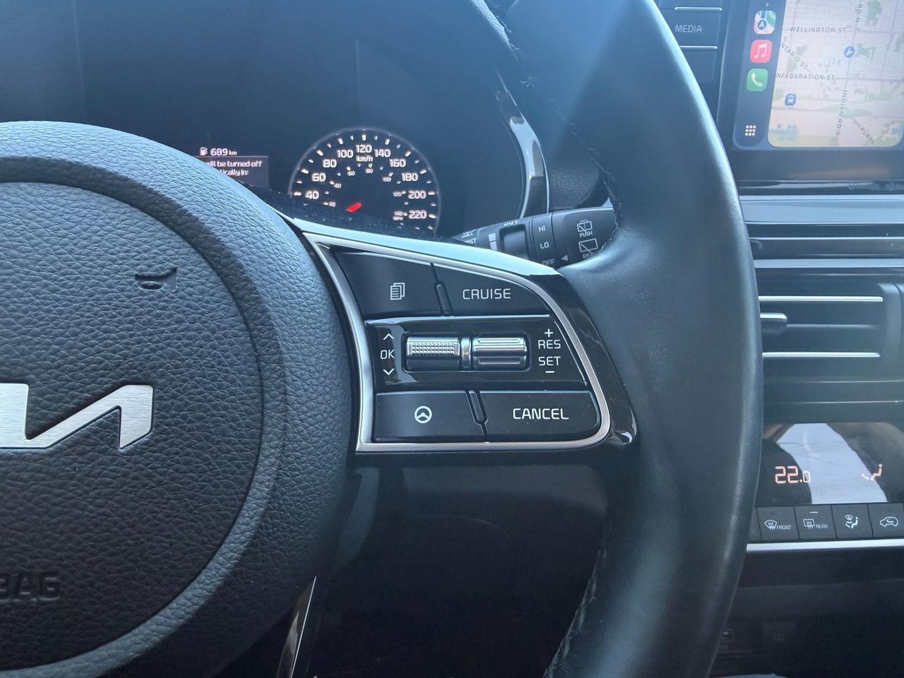 2022 Kia Seltos EX Clean Carfax! One Owner! Photo