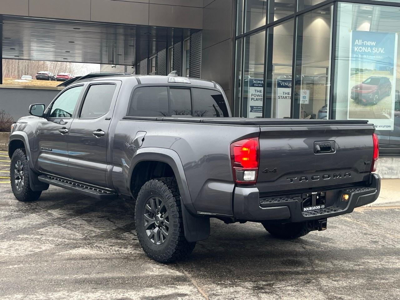 2022 Toyota Tacoma 4x4 Double Cab Auto Photo