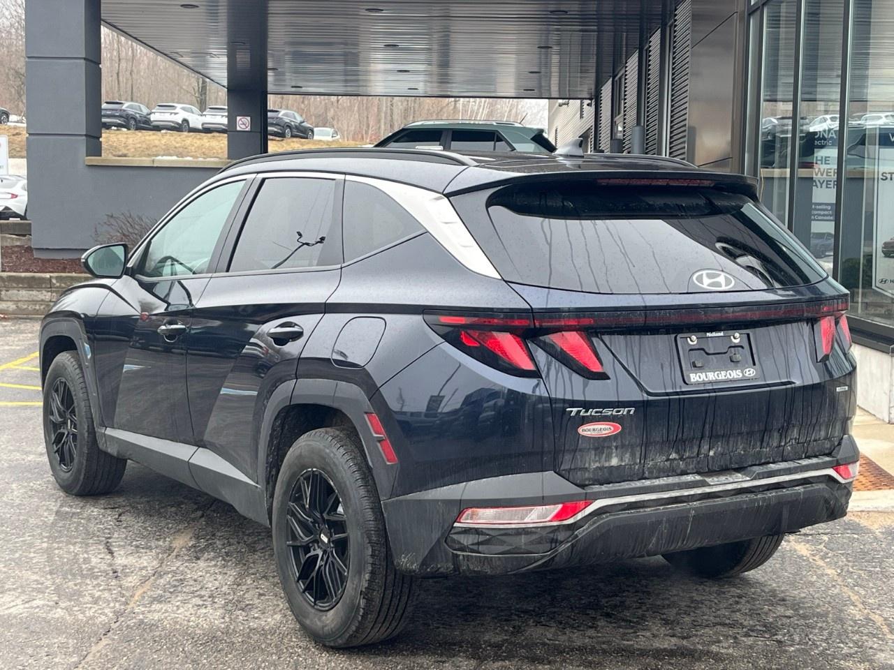 2022 Hyundai Tucson Preferred AWD Photo2