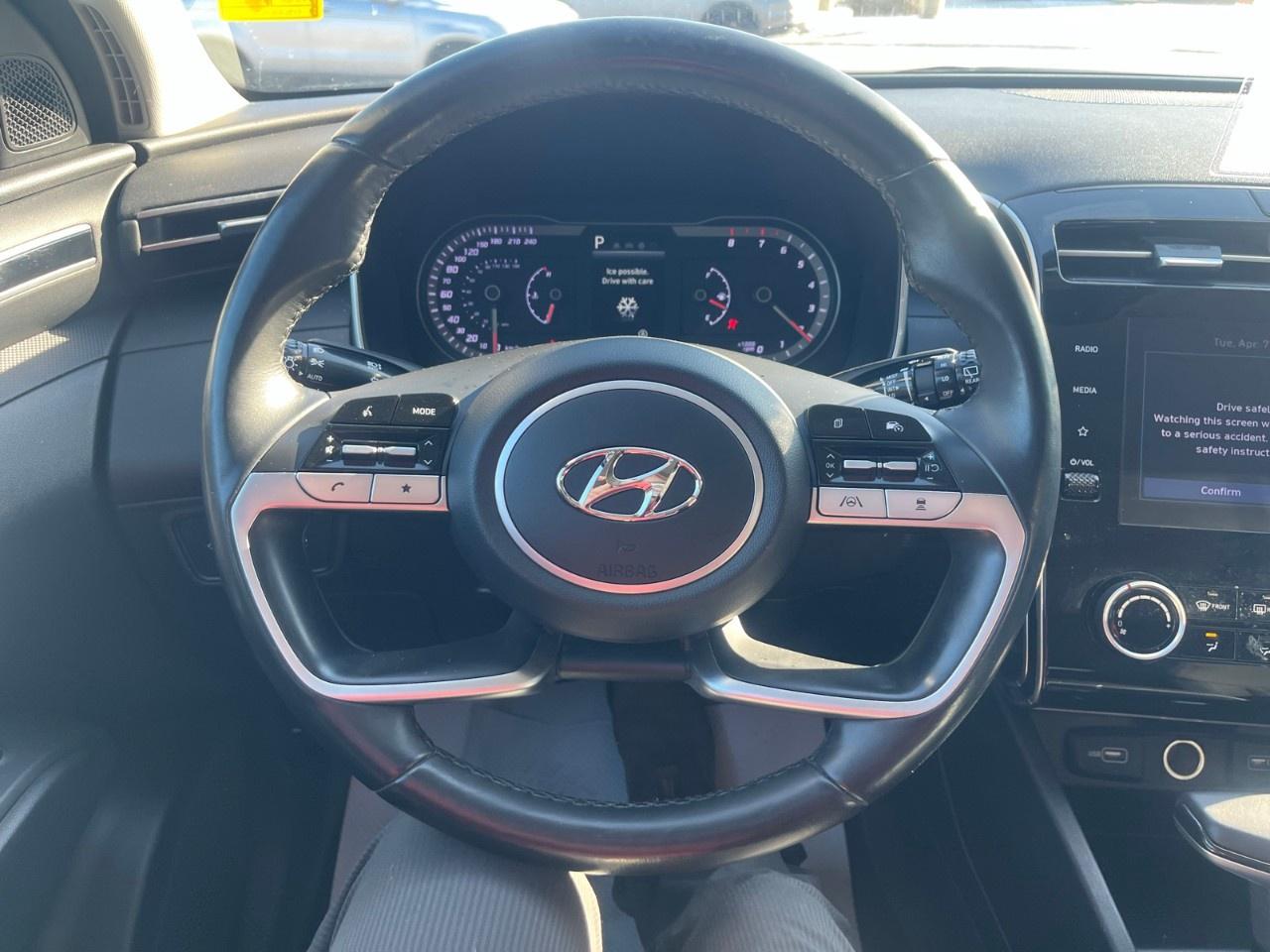 2022 Hyundai Tucson Preferred AWD Photo