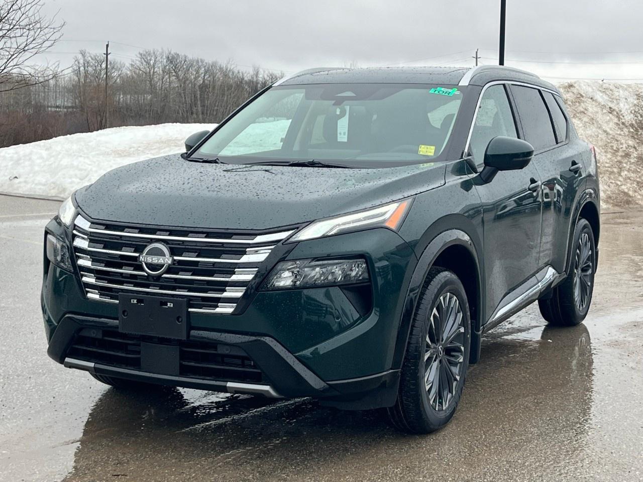 2026 Nissan Rogue AWD Platinum Photo2