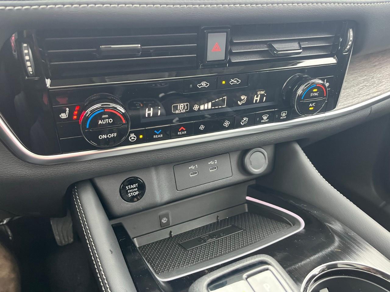 2026 Nissan Rogue AWD Platinum Photo