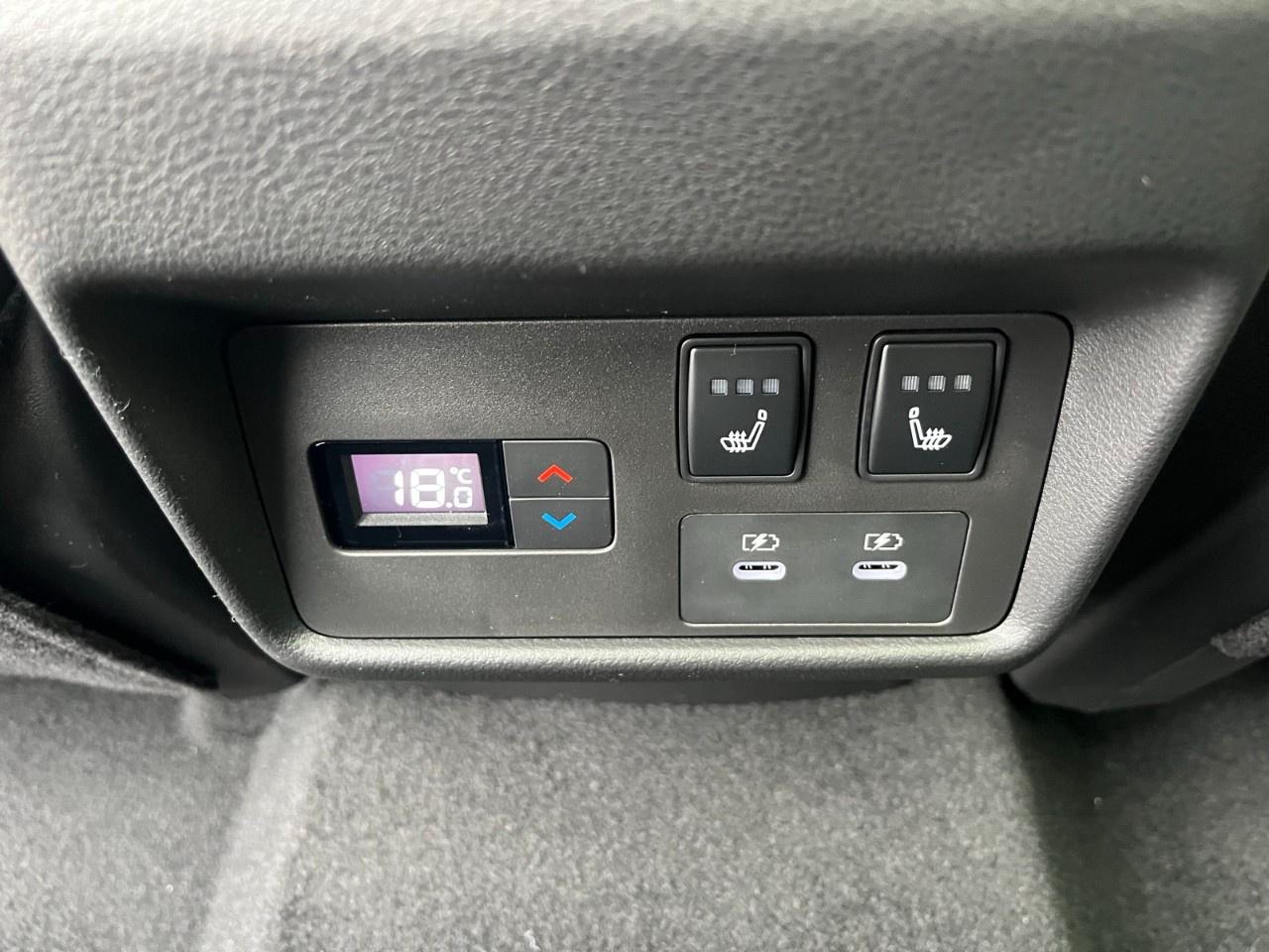 2026 Nissan Rogue AWD Platinum Photo