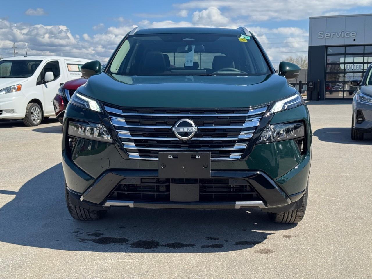 2026 Nissan Rogue AWD Platinum Photo