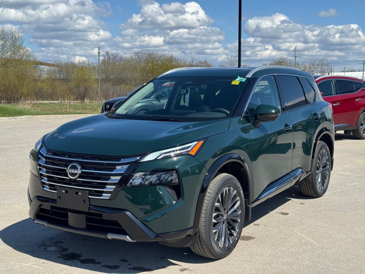 2026 Nissan Rogue AWD Platinum Photo