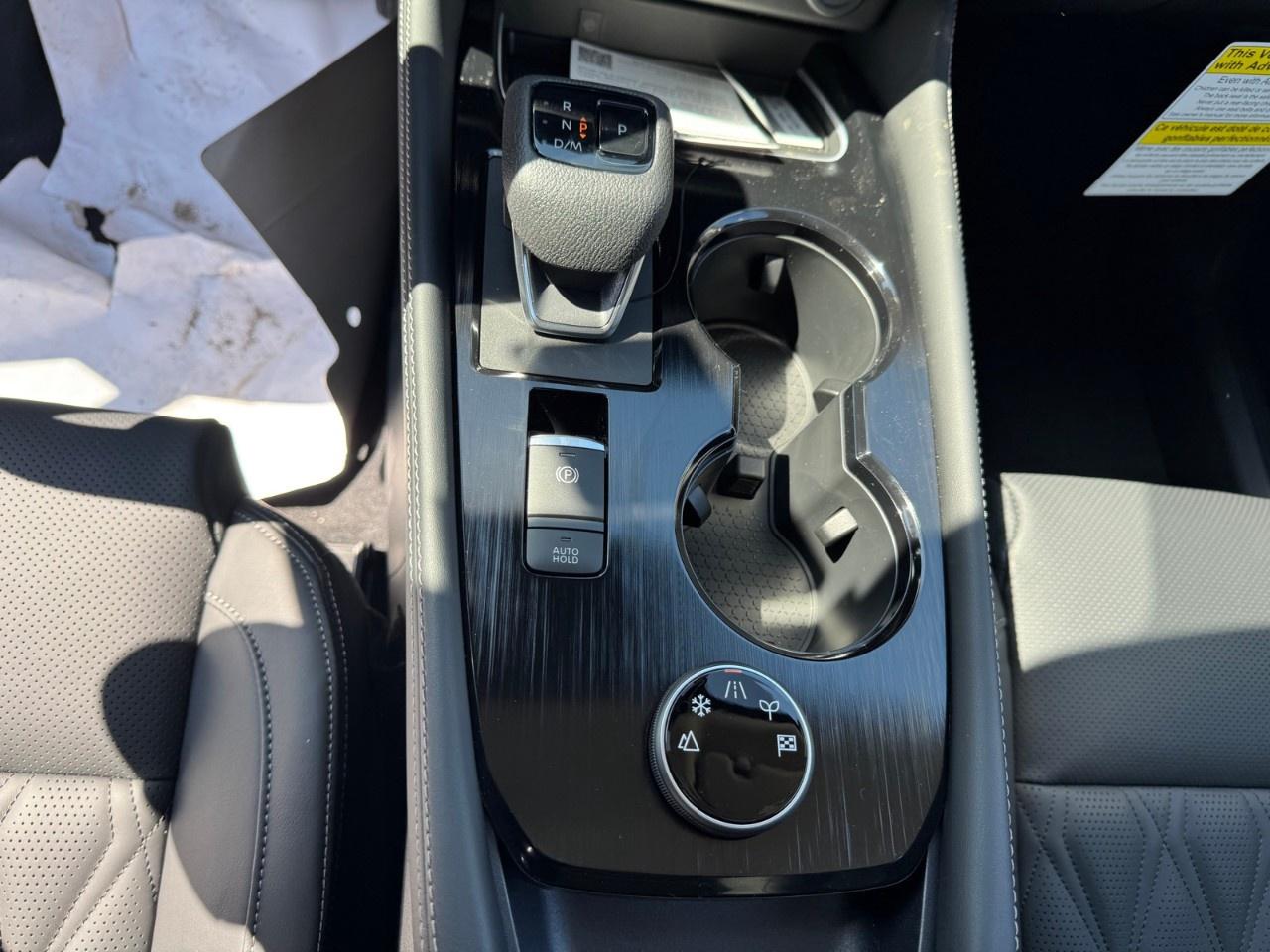 2026 Nissan Rogue AWD Platinum Photo
