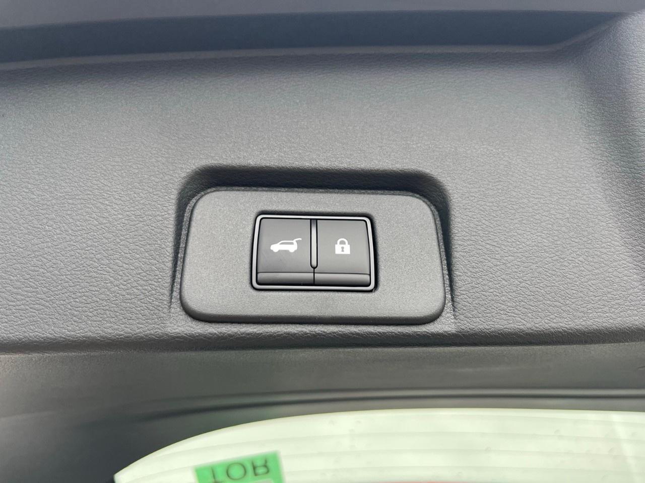 2026 Nissan Rogue AWD SV Moonroof Photo