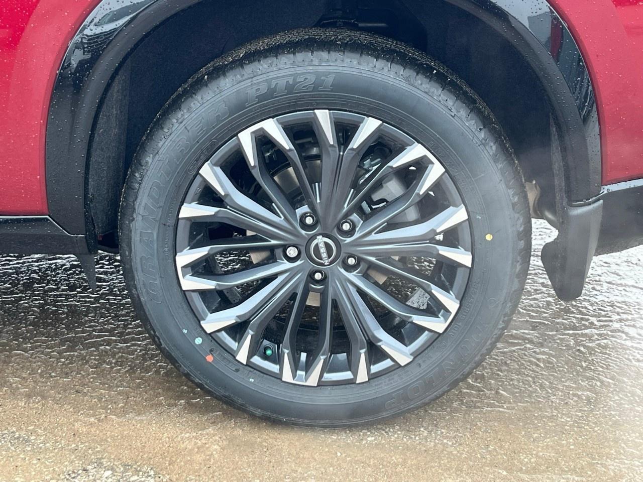 2026 Nissan Rogue AWD Platinum Photo