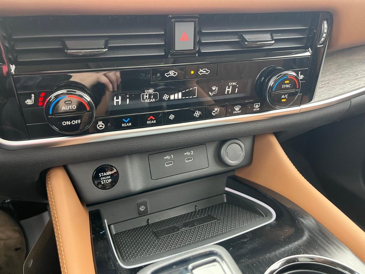 2026 Nissan Rogue AWD Platinum Photo