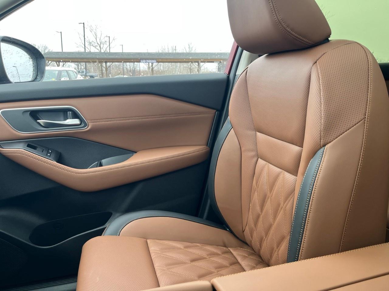 2026 Nissan Rogue AWD Platinum Photo