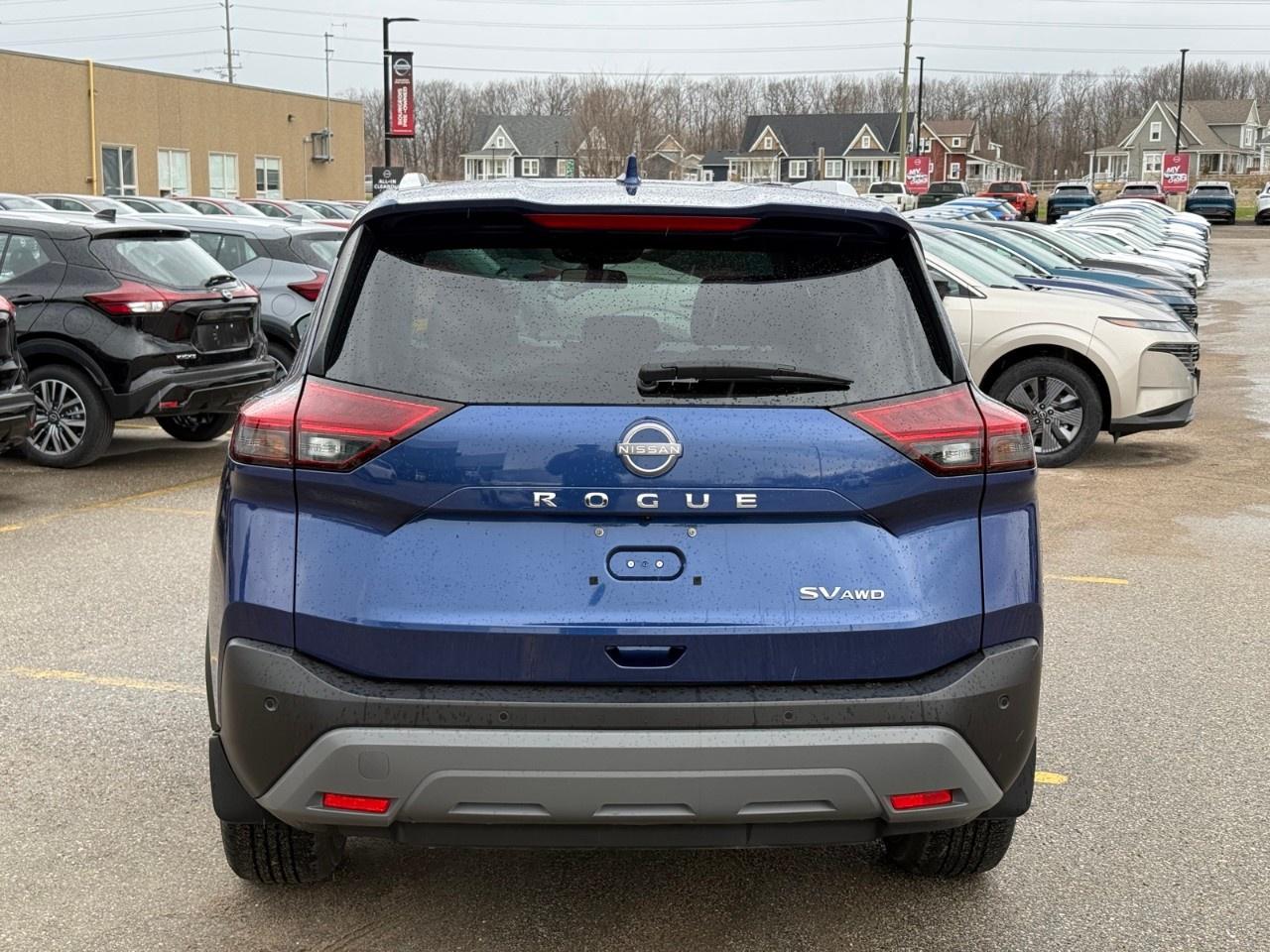 2023 Nissan Rogue AWD SV Photo