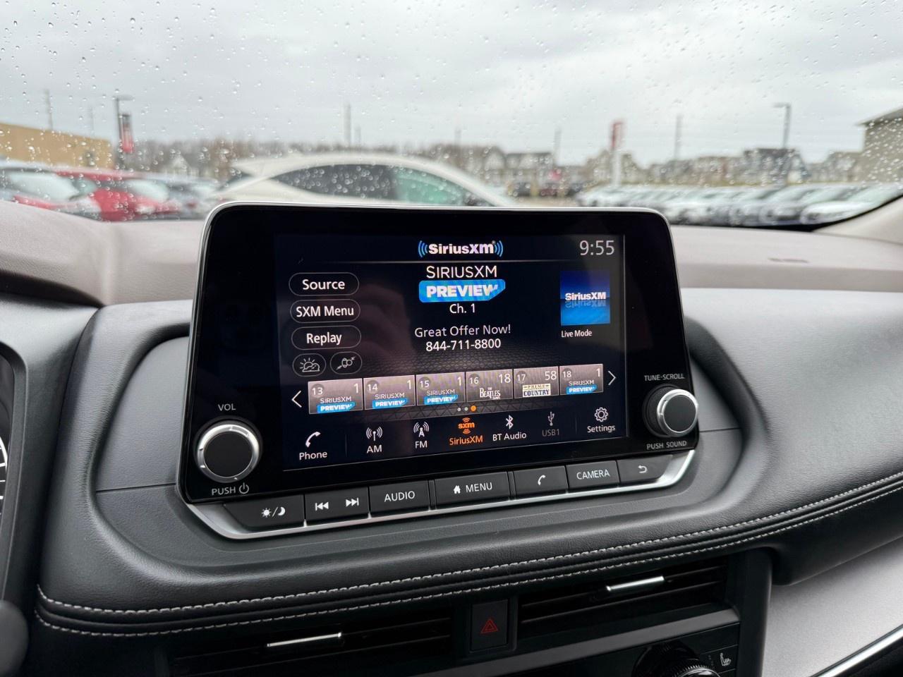 2023 Nissan Rogue AWD SV Photo
