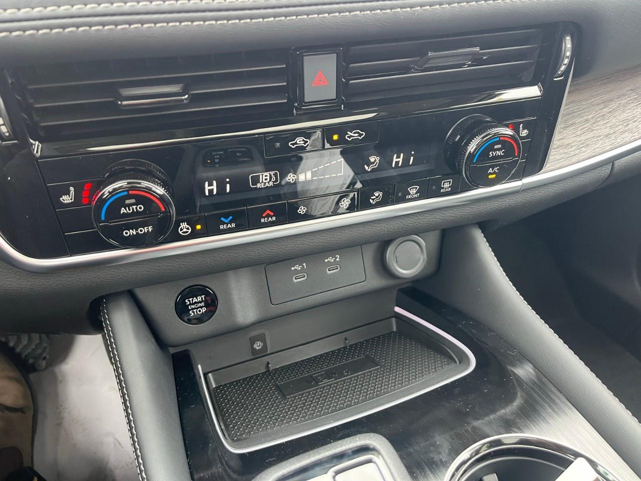 2026 Nissan Rogue AWD Platinum Photo