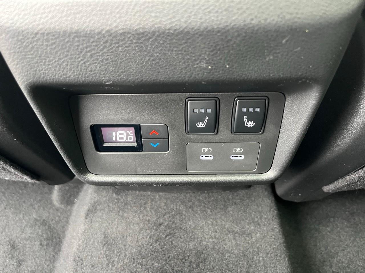 2026 Nissan Rogue AWD Platinum Photo