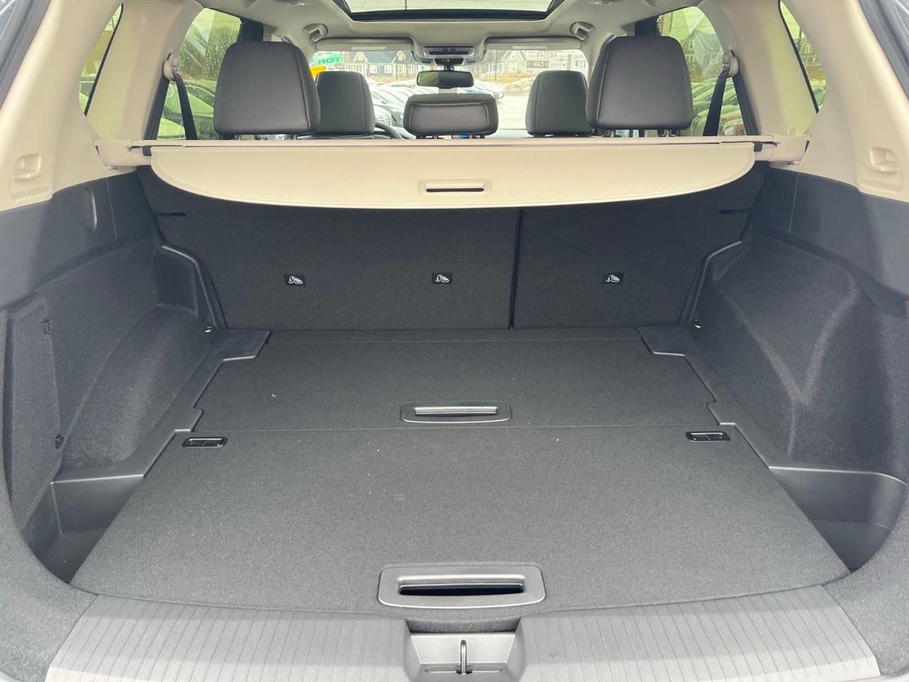 2026 Nissan Rogue AWD Platinum Photo