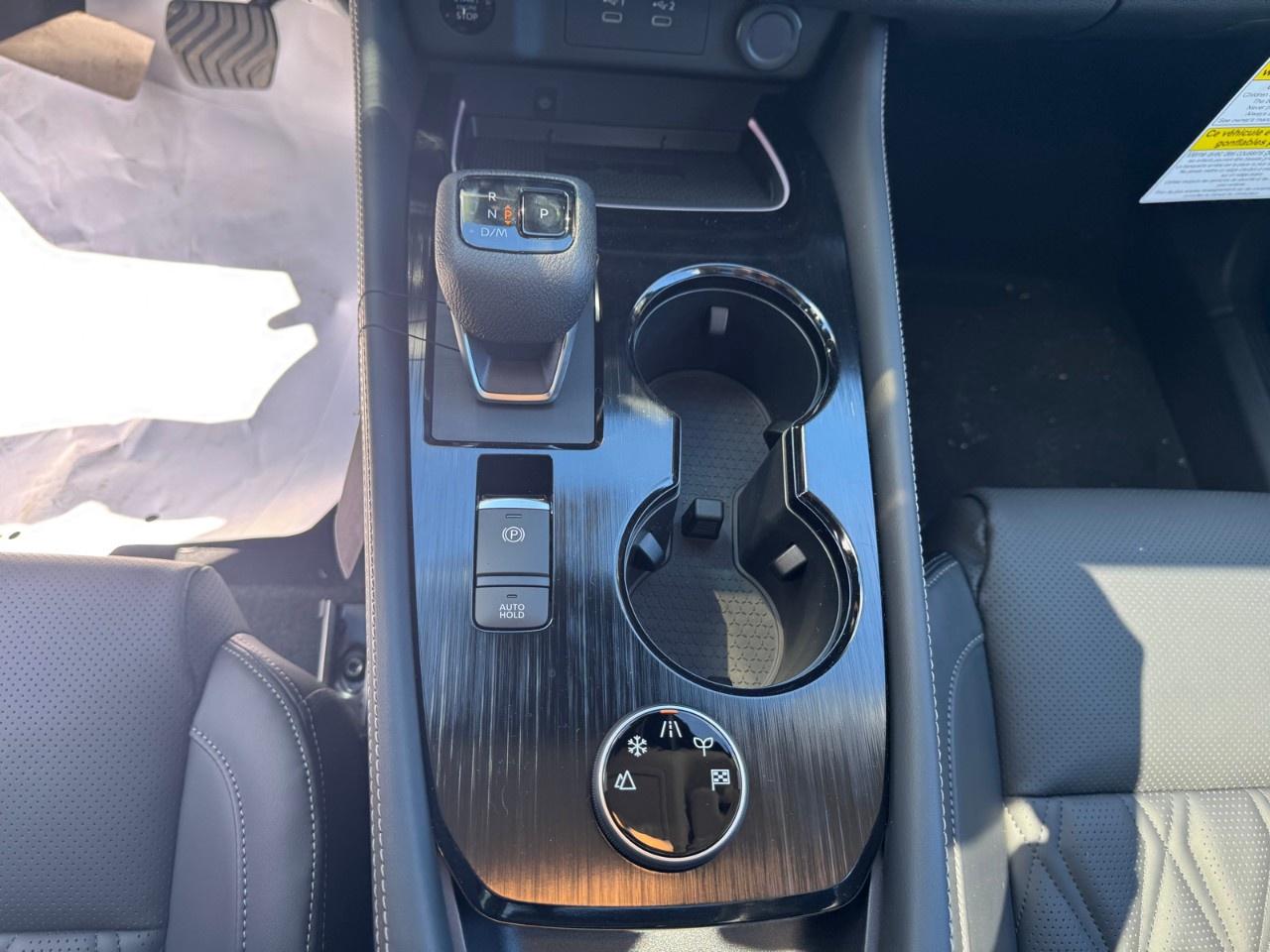 2026 Nissan Rogue AWD Platinum Photo