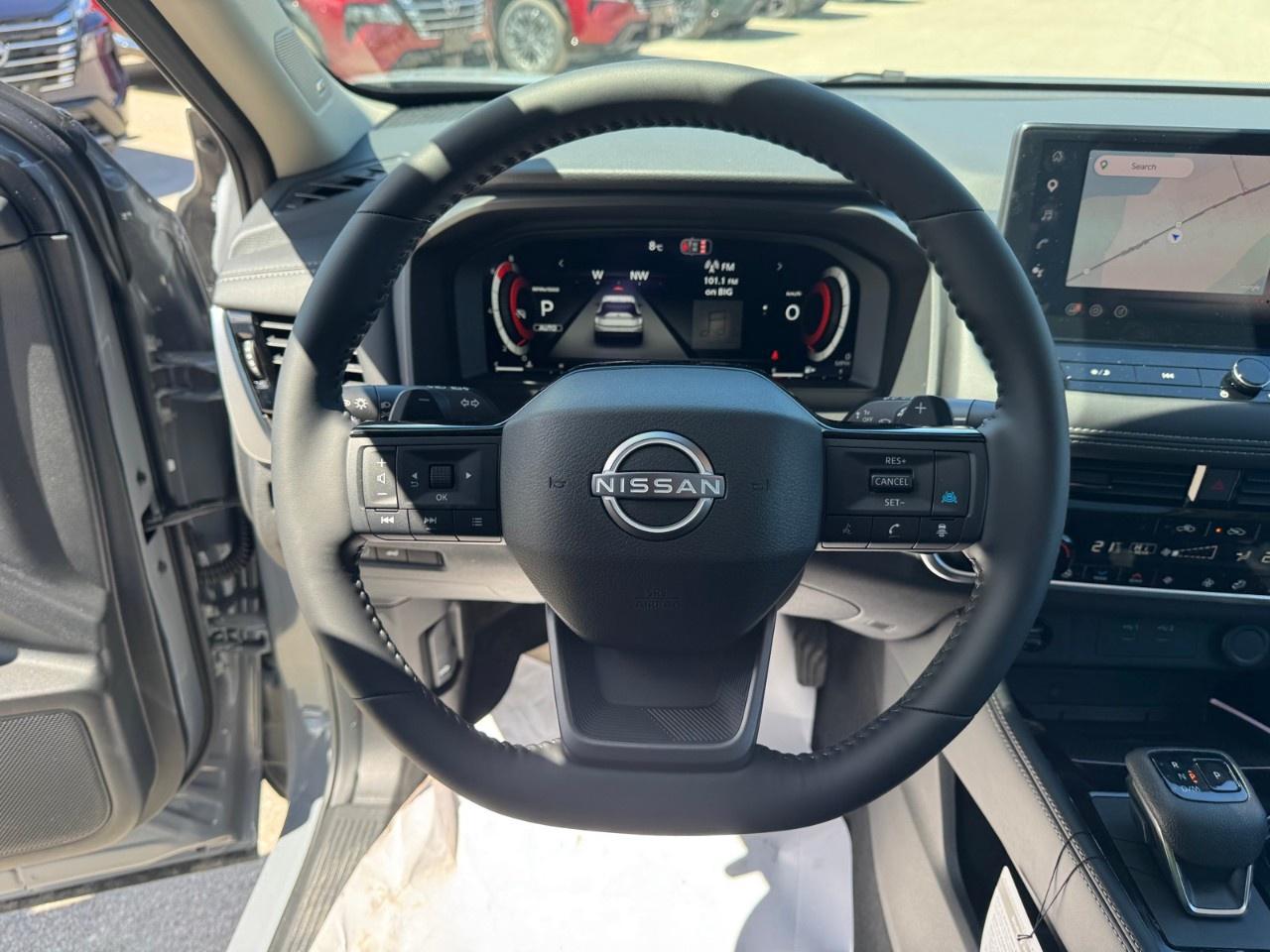 2026 Nissan Rogue AWD Platinum Photo