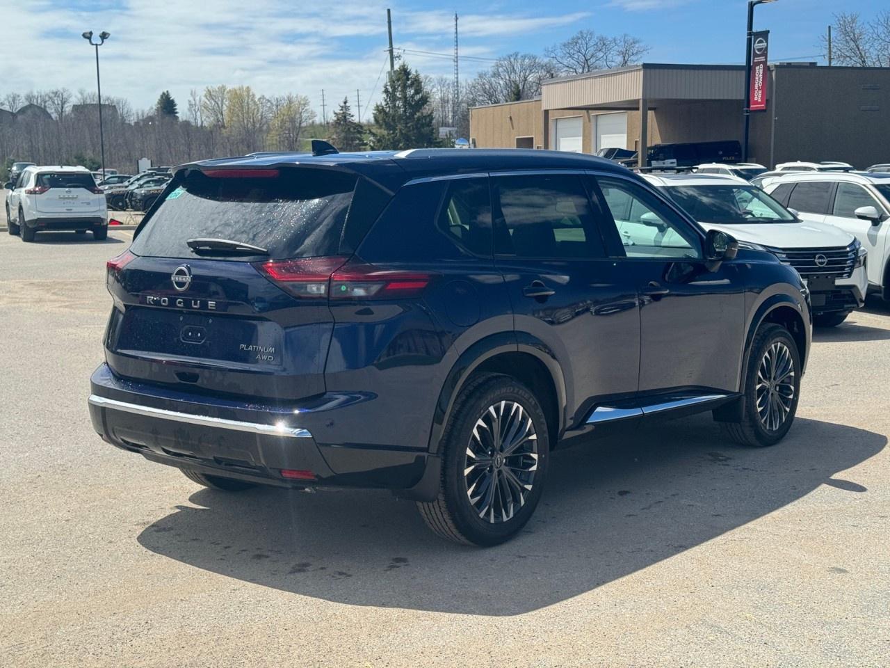 2026 Nissan Rogue AWD Platinum Photo