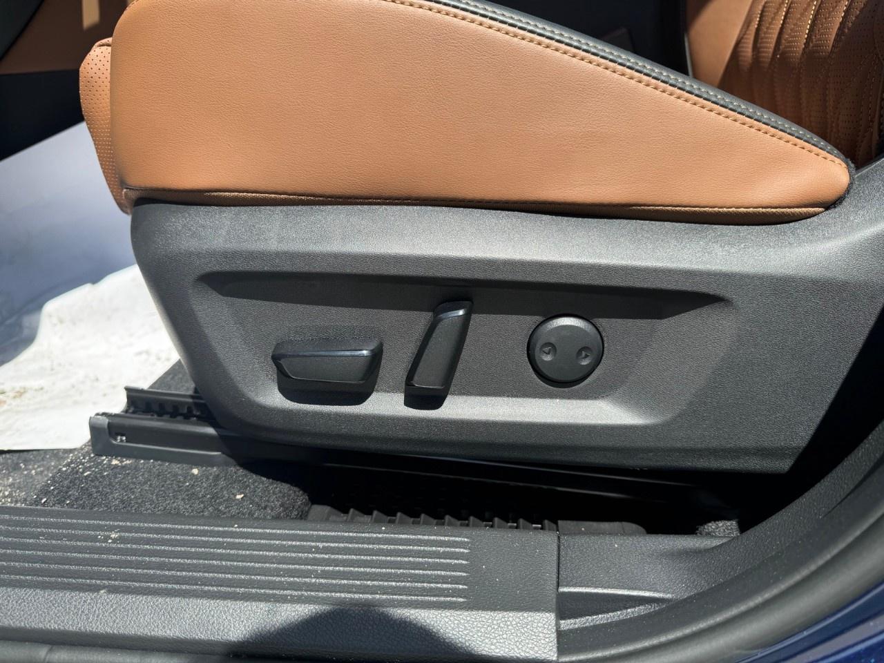 2026 Nissan Rogue AWD Platinum Photo