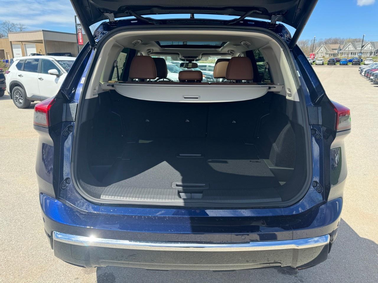 2026 Nissan Rogue AWD Platinum Photo