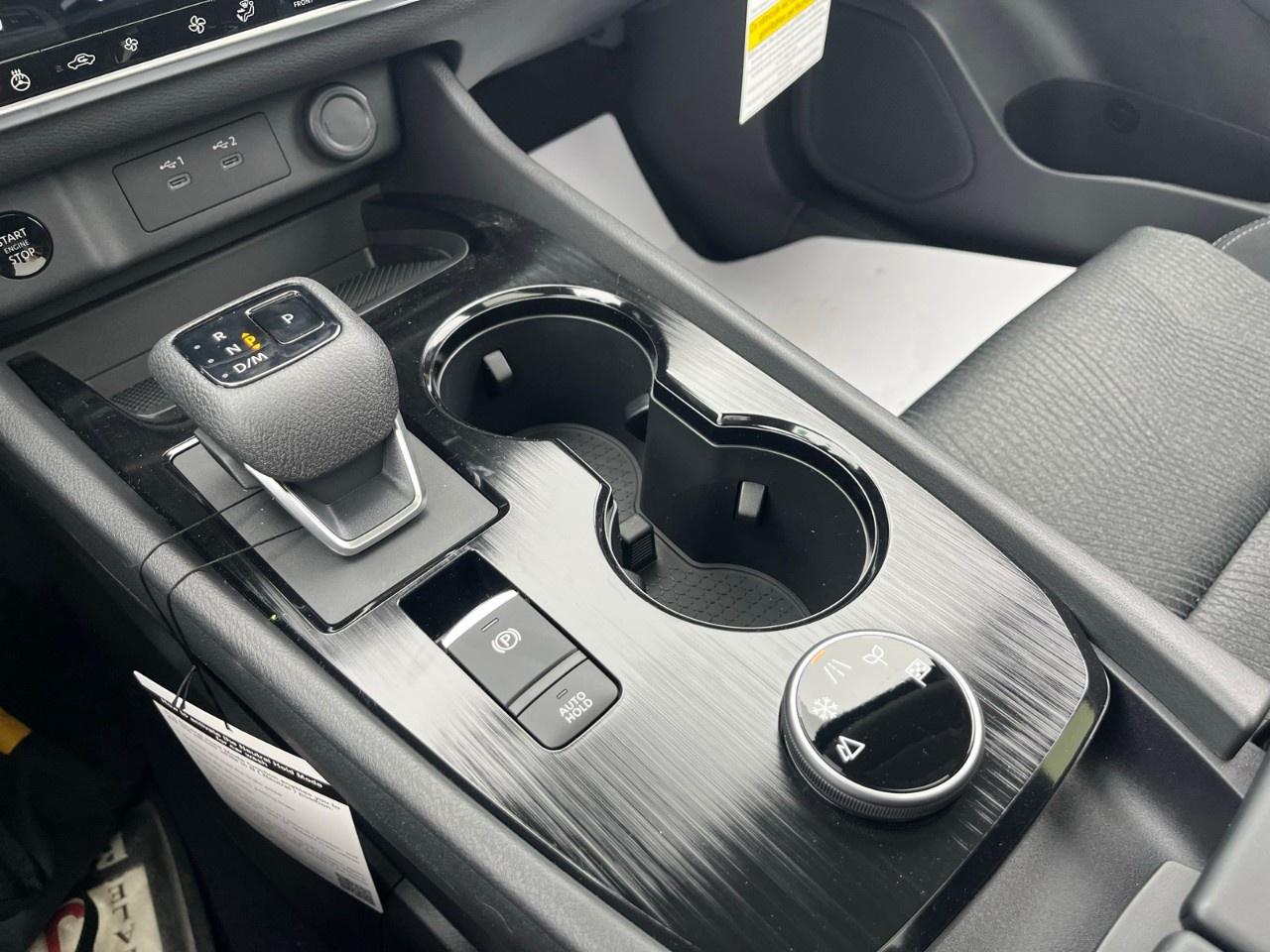 2026 Nissan Rogue AWD SV Moonroof Photo