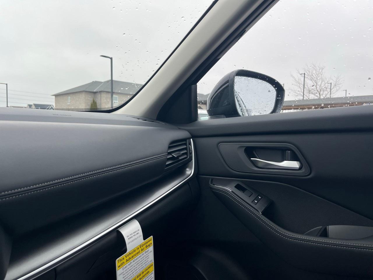 2026 Nissan Rogue AWD SV Moonroof Photo