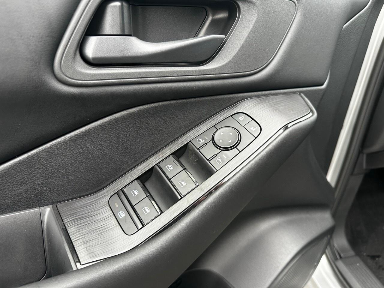 2025 Nissan Rogue AWD S Photo