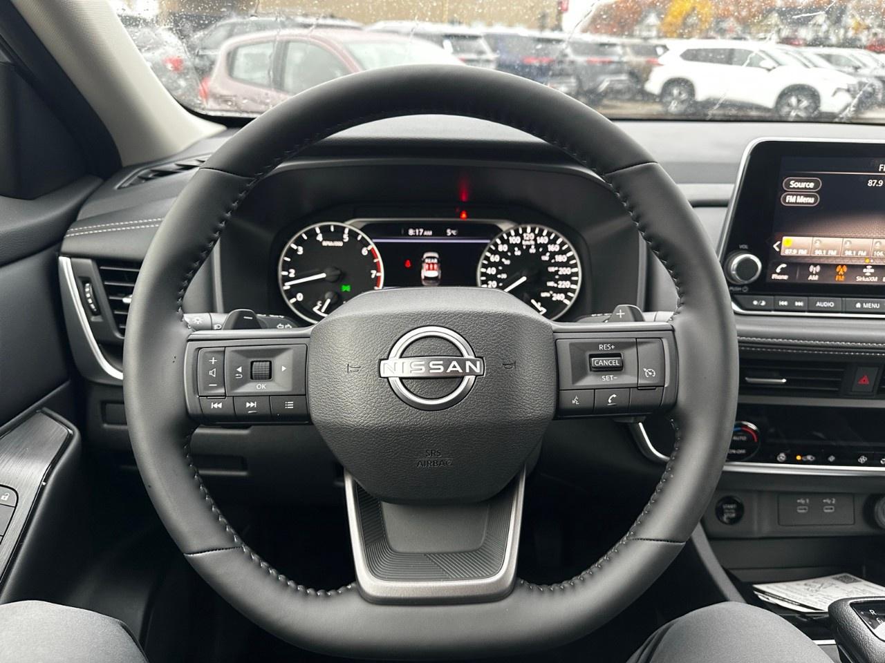 2025 Nissan Rogue AWD S Photo