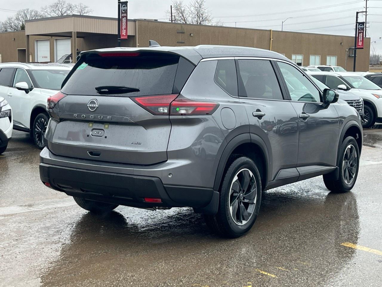2026 Nissan Rogue AWD SV Moonroof Photo