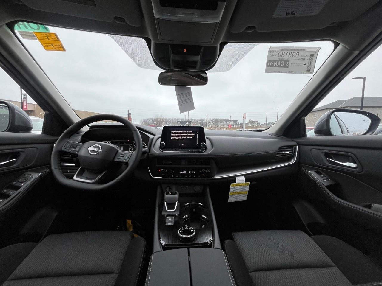 2026 Nissan Rogue AWD SV Moonroof Photo